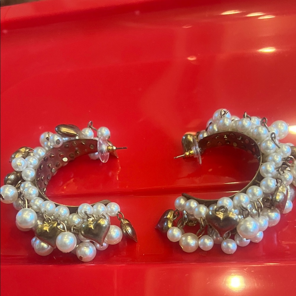 ChaCha earrings with vintage costume pearls and brass hearts, pierced